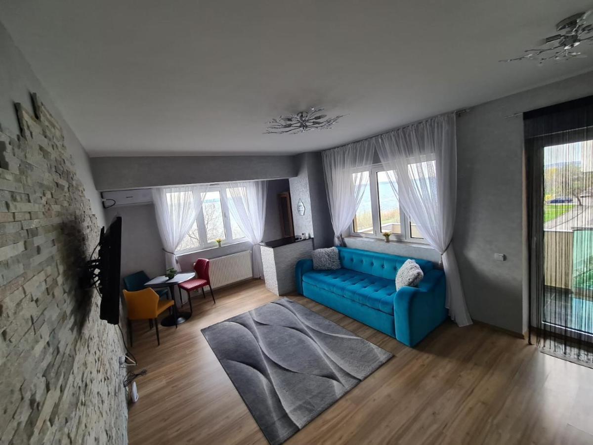 Moonlight Residence Mamaia Exterior photo