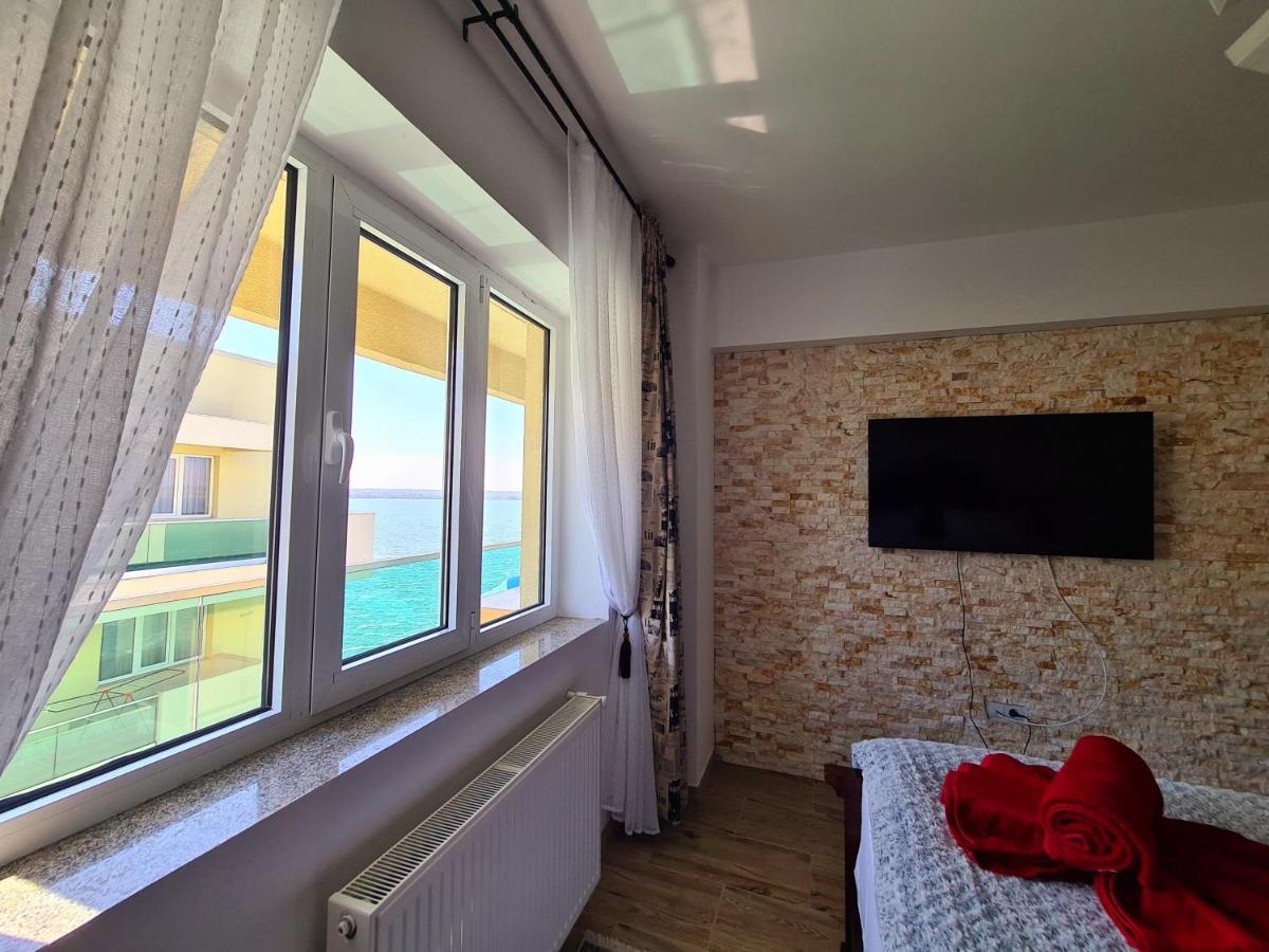 Moonlight Residence Mamaia Exterior photo